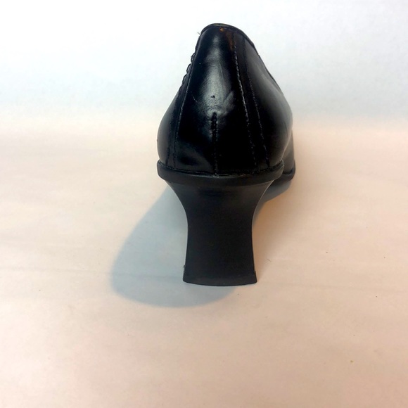 Kenneth Cole Reaction black square to pump - Picture 4 of 10